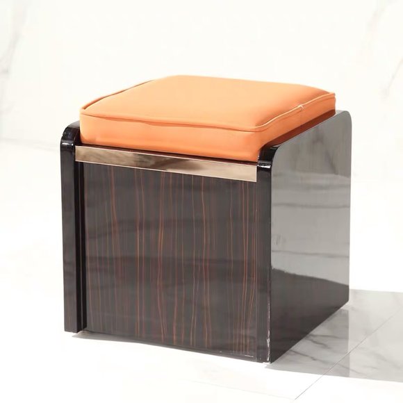 Neue Designer-Sitzpolster-Bank mit Textilstoff und Holzstil