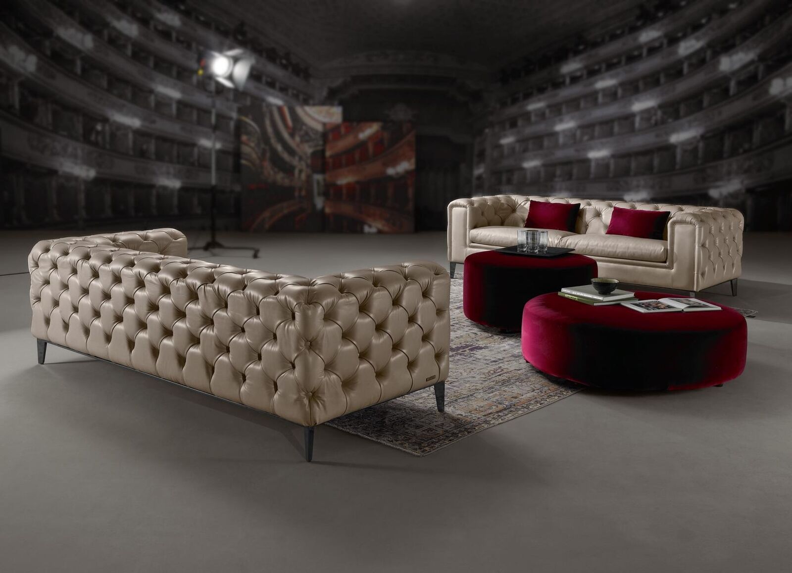 Sofa 3+3 Sitzer Beige Chesterfield Möbel Leder Luxus Design Möbel Moderne Stil