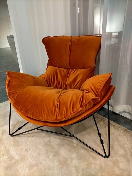 Luxus Stuhl Polster Cocktail Relax Lounge Club Stühle Möbel Design Sessel Orange